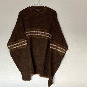 Men’s pullover sweater